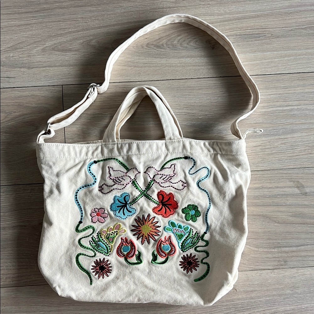 BAGGU Horizontal Zip Duck Bag | Embroidered Birds